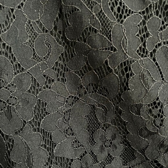 Torrid Black Lace Peplum Top, Sweetheart Neck 4X NWT - Picture 4 of 6